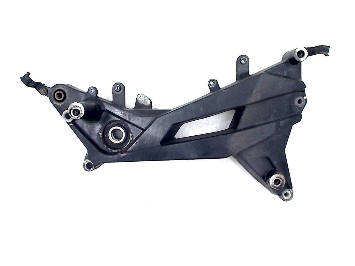 SUPPORT MOTEUR DROIT Kymco X-Town 300 2016-2020 W11000, Dhr. S. di Majo, Utilisé, Info@cama-motorparts.nl, P.J. Troelstraweg 8 8
3144 CX  MAASSLUIS, NL