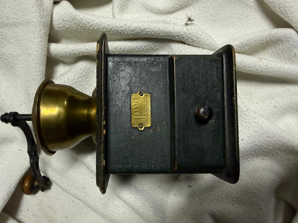 Vintage Koffiemolen, Ophalen