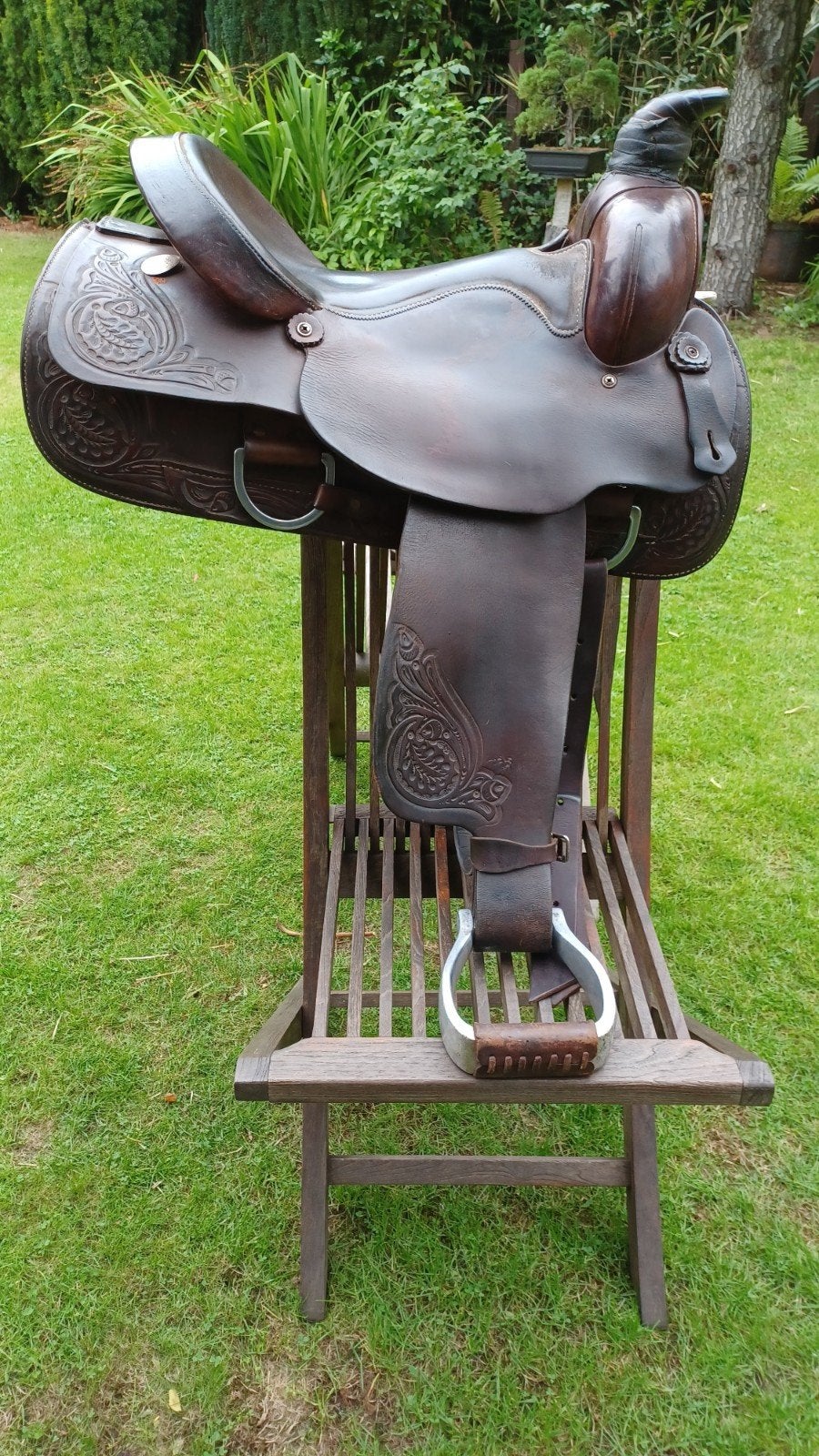 westernzadel big horn, Siège semi-creux, Récréation, Assise souple, S (16 ou 16.5 pouces)