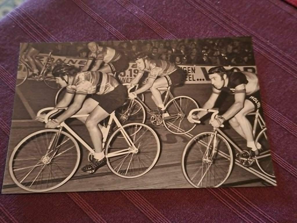 Foto (Repro) Eddy Merckx / Piste, Ophalen of Verzenden, Zo goed als nieuw, Poster, Plaatje of Sticker