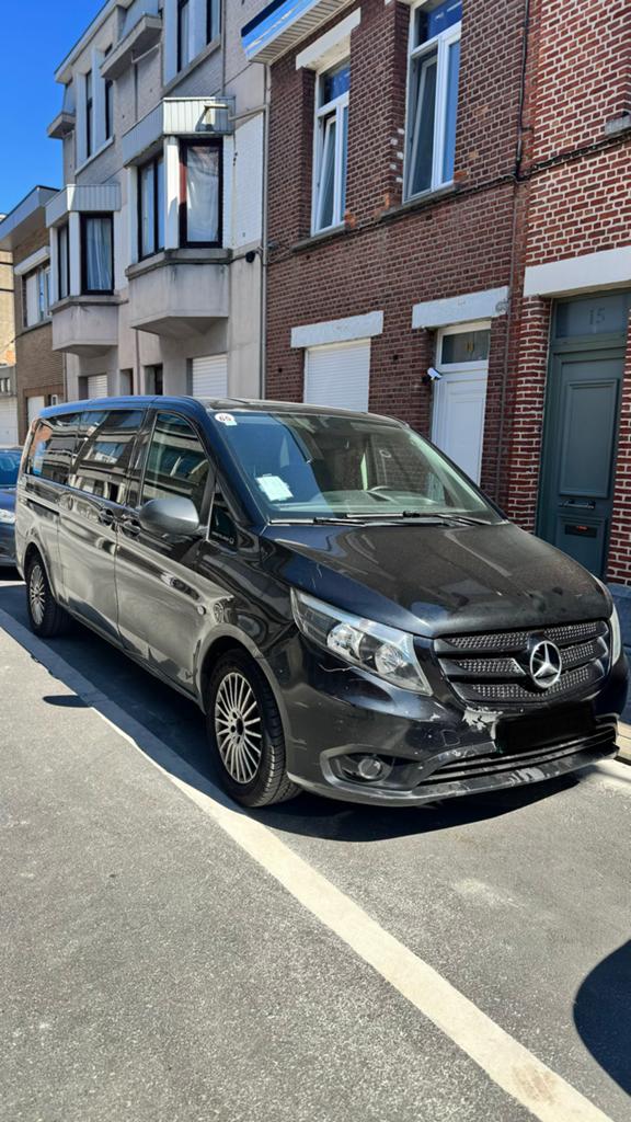 MERCEDES VITO 2019 AUTOMATIC ( 590.000 KM ), Auto's, Automaat, 4 deurs, Zwart, Particulier