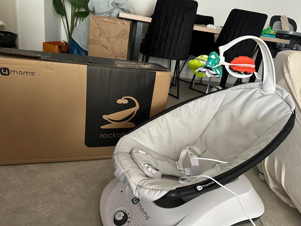 Balancelle bébé 4moms RockaRoo – état comme neuf, Kinderen en Baby's, Wipstoeltjes, Ophalen, Zo goed als nieuw