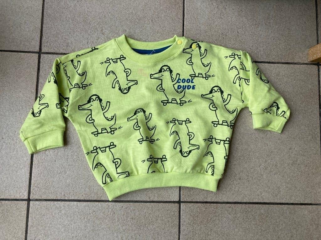 Nieuwe trui met dino's - Maat 80, Enlèvement ou Envoi, Neuf, Garçon, Pull ou Veste