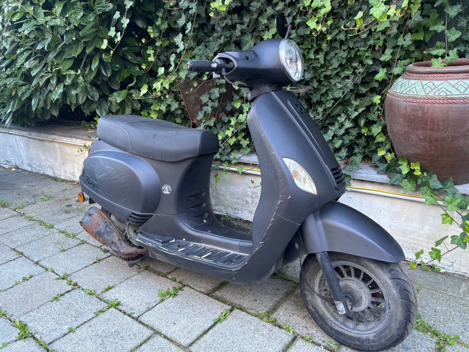 AGM 125cc Opmaak of onderdelen., Enlèvement ou Envoi, Comme neuf