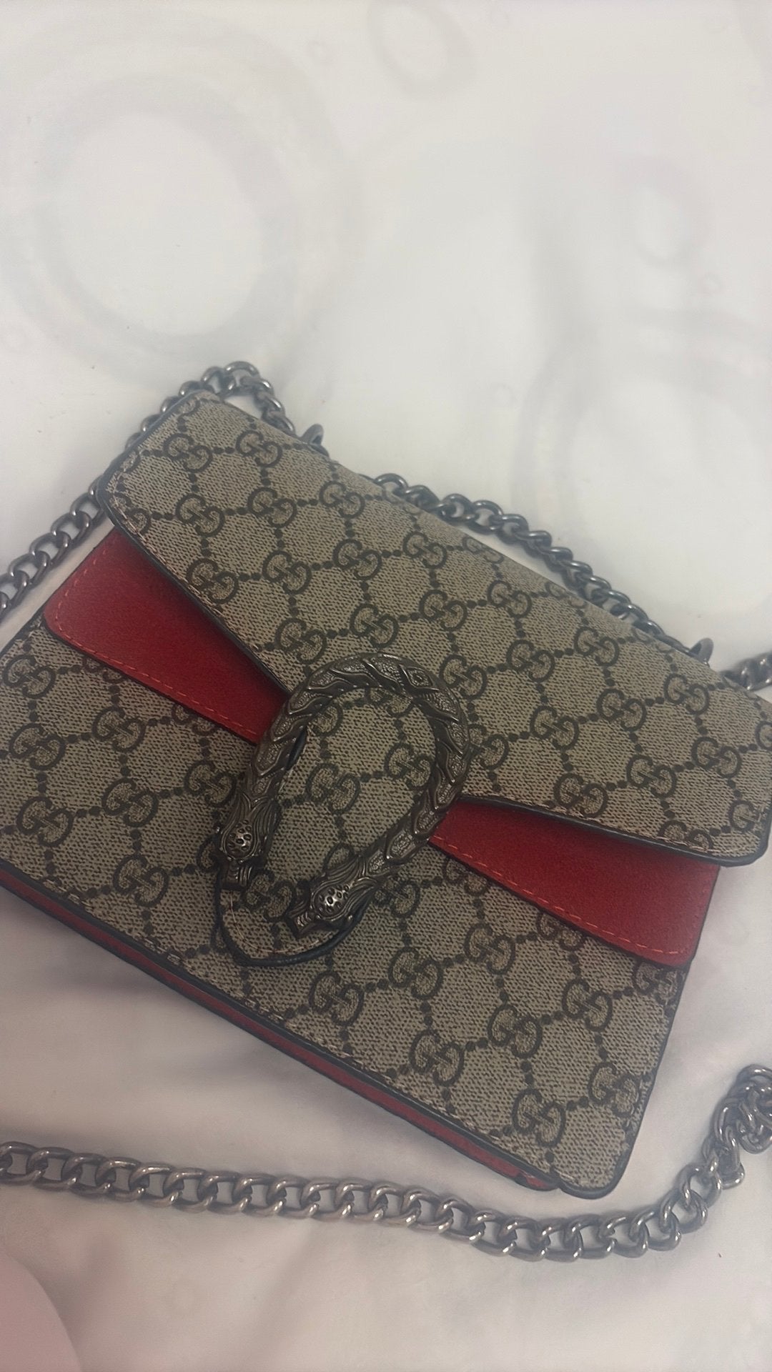 Sac similaire gucci tres bon etat utilise que 2 jour, Enlèvement ou Envoi, Utilisé, Rouge