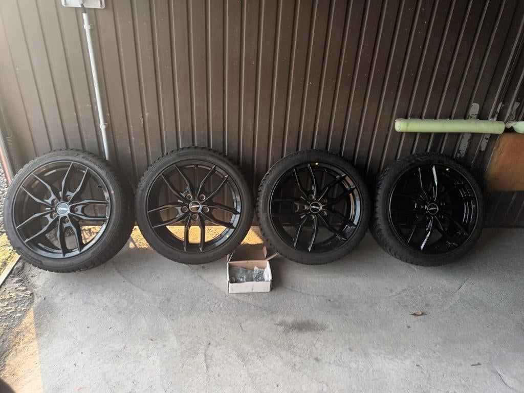 NIEUW/ONGEBRUIKT: 17" Winterset AUTEC Bavaris / Mini & BMW, Enlèvement, Jante(s)