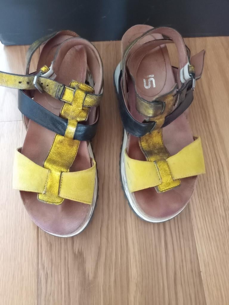 MJUS open sandalen 37, Ophalen of Verzenden