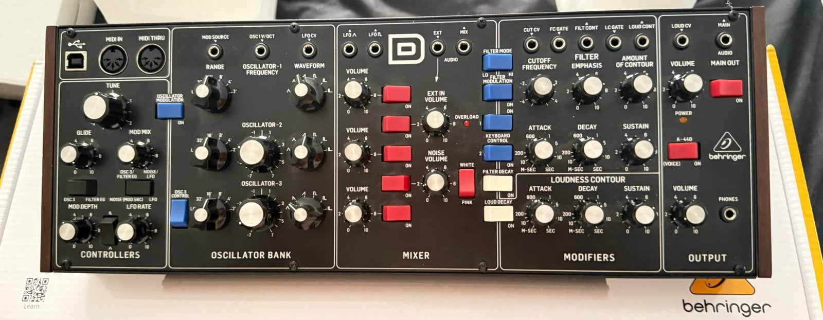 Behringer Model-D, Enlèvement ou Envoi, Comme neuf