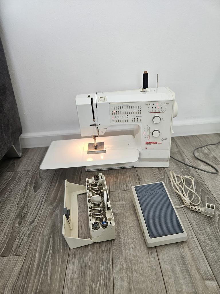 Bernina 1080 Naaimachine Uitstekende Staat, Enlèvement, Comme neuf, Machine à coudre, Bernina