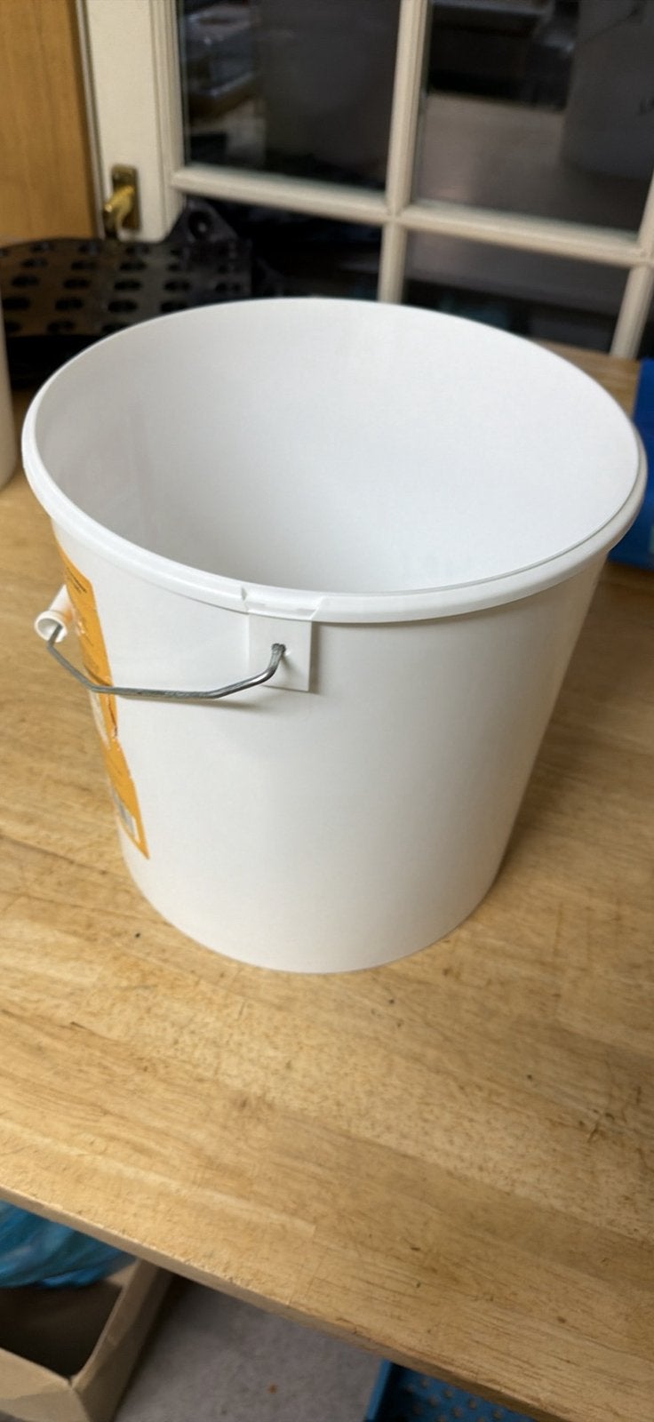 Emmers met deksel 10 liter, Ophalen, Zo goed als nieuw, Met deksel