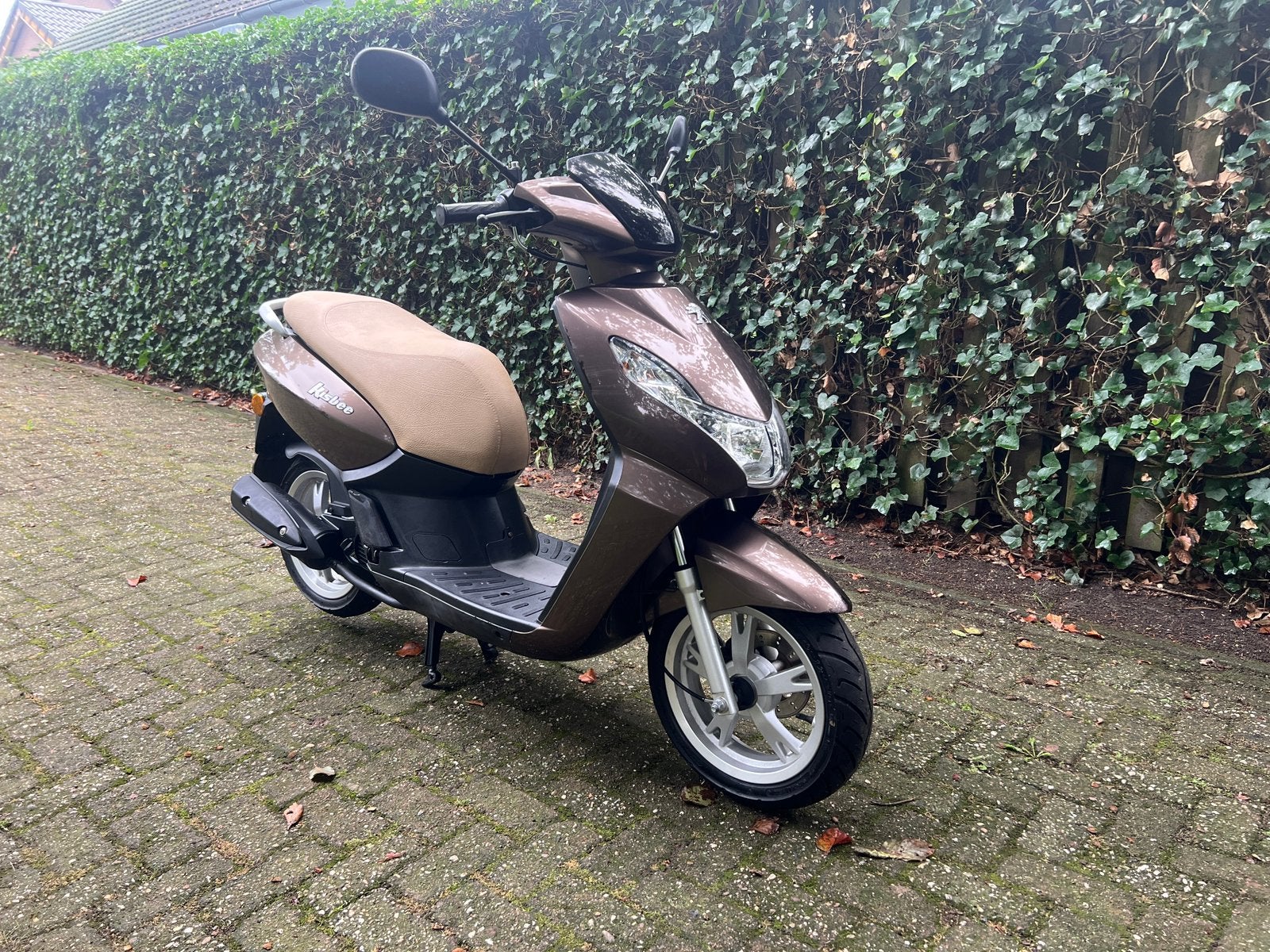 Mooie Peugeot Kisbee zonder papieren en sleutels. Onderdelen, Vélos & Vélomoteurs, Autres modèles, 49 cm³, Comme neuf, Enlèvement