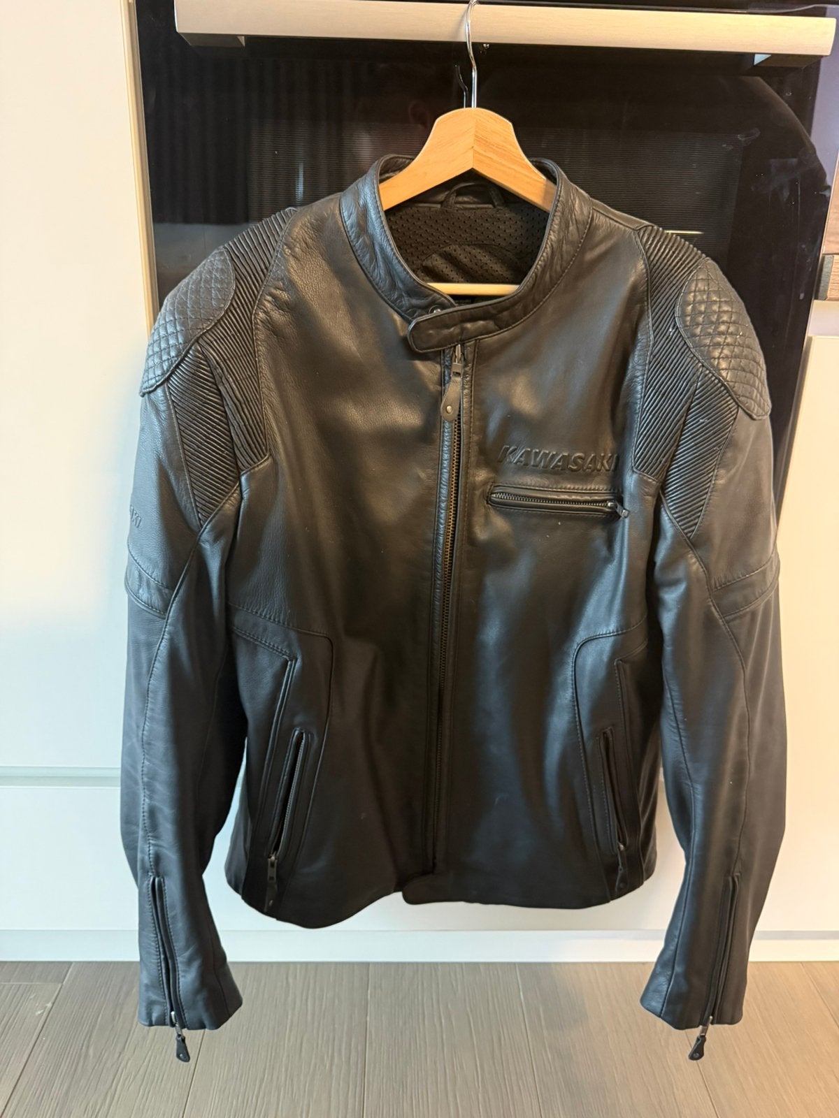 Motorvest leder kawasaki maat L, Ophalen, Zo goed als nieuw
