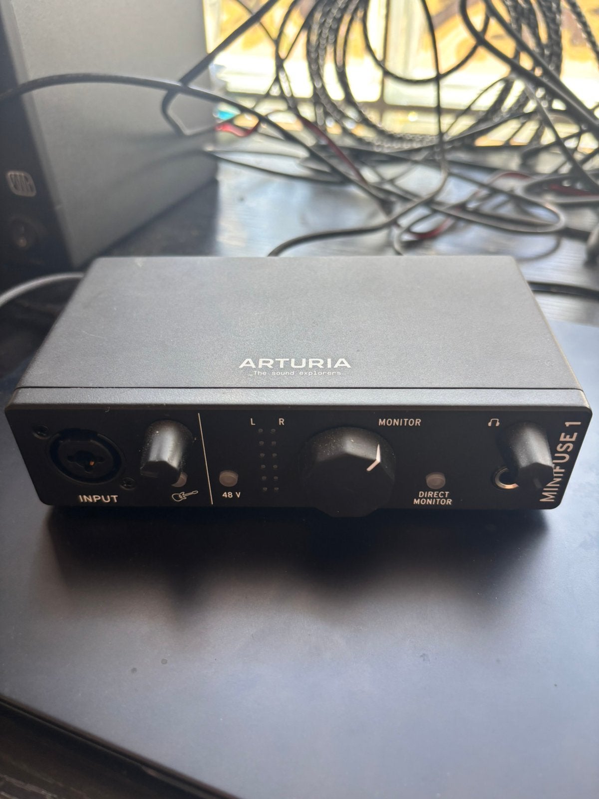 Arturia minifuse 1, Enlèvement, Comme neuf