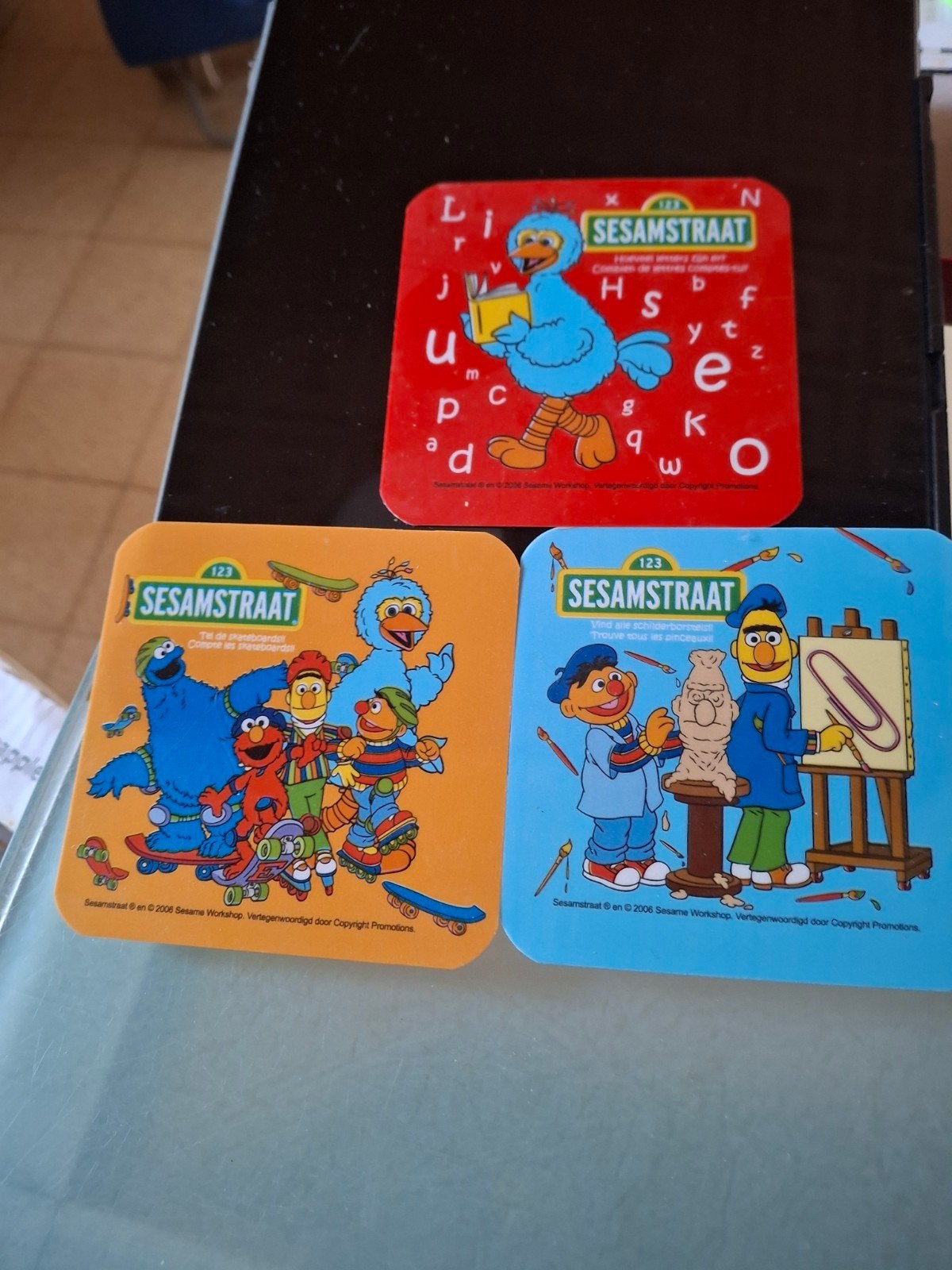 onderleggers sesamstraat, barbie mc donalds, honda, Ophalen of Verzenden