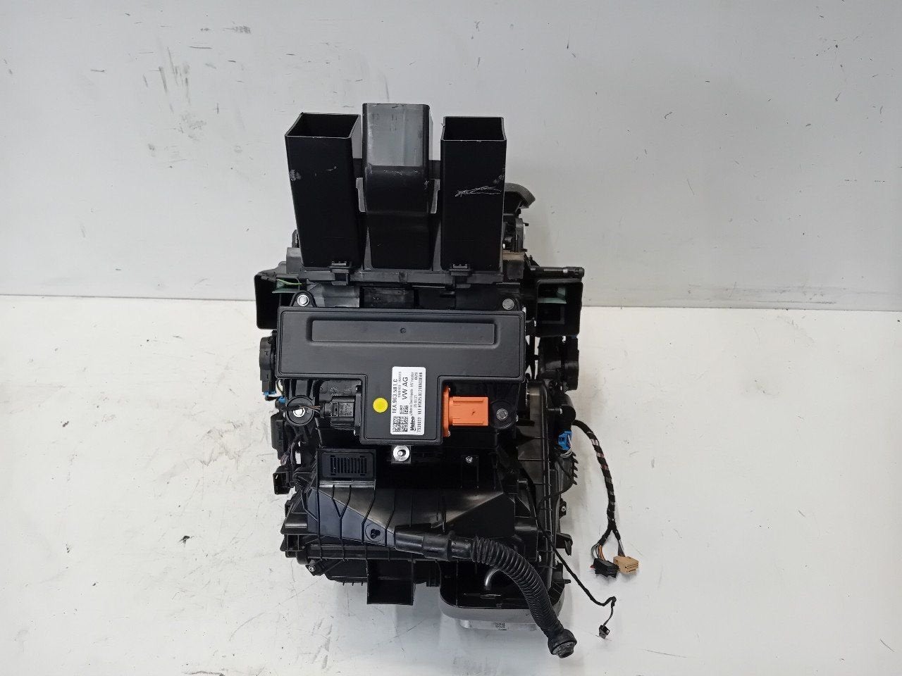 Kachelhuis Volkswagen ID.4, Onderdelen@venauto.nl, Van der Ven Autorecycling B.V., Gebruikt, Ettenseweg 76, 4706 PB Roosendaal, The Netherlands