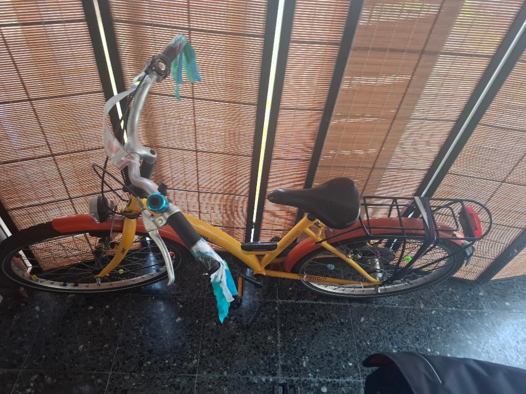 Gratis meisjesfiets, Ophalen, Gebruikt