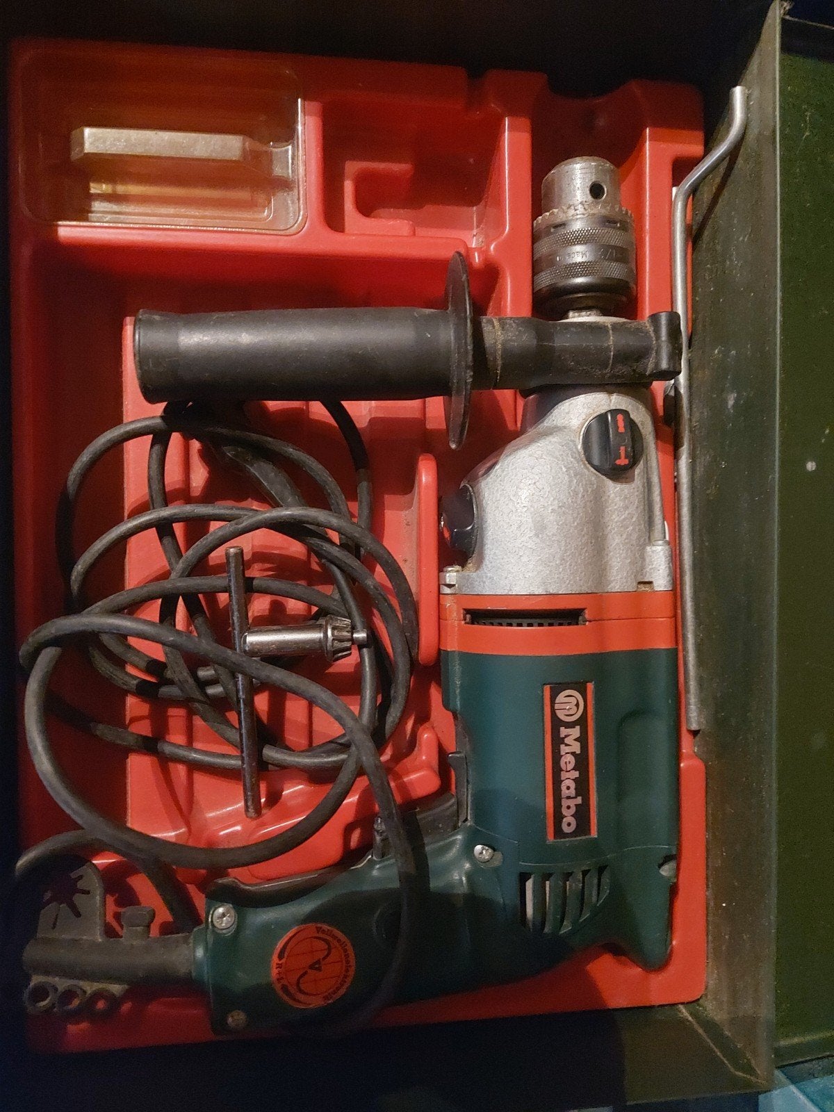 Foreuse, Bricolage & Construction, Outillage | Foreuses, Enlèvement, Utilisé, 600 watts ou plus, Marteau perforateur et/ou Marteau piqueur