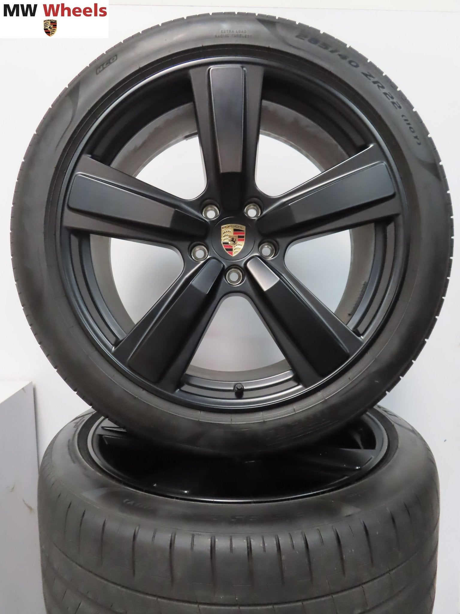 Porsche Cayenne 2025 coupe 22 inch velgen zomerbanden, Gebruikt, -, 285 mm, -