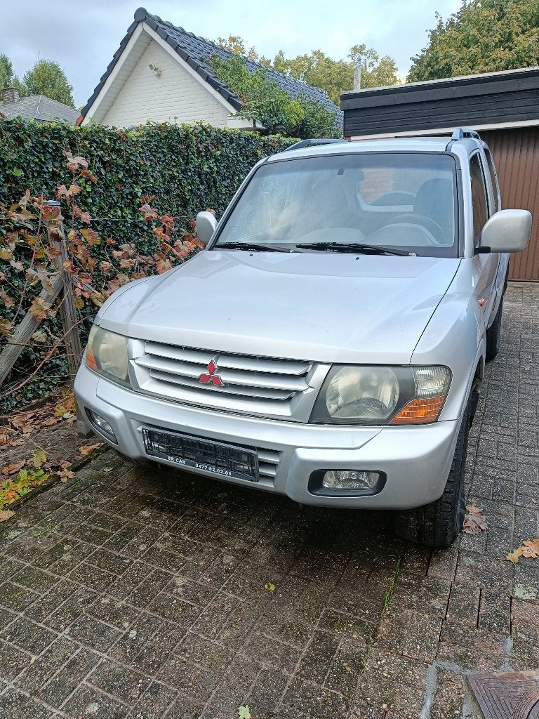 Mitsubishi Pajero 3.2 DI-D , 136k.w. , 2002j., Auto's, Stof, 2800 kg, Particulier, SUV of Terreinwagen