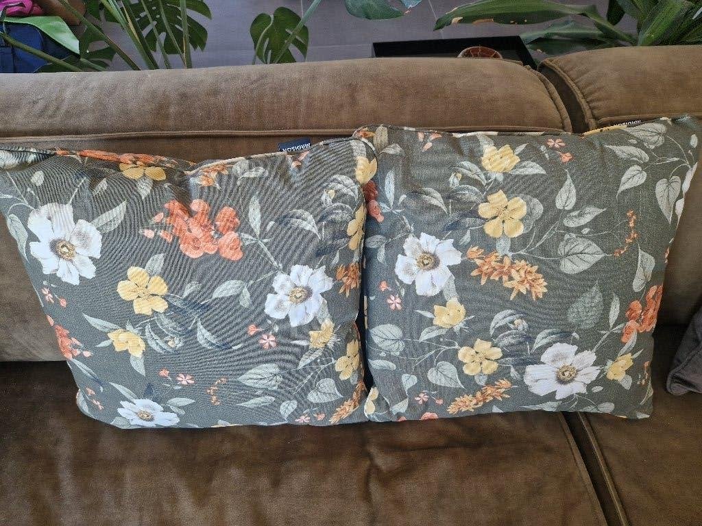 2 Madison Sierkussen Julliete - Multikleur - 50x50x10cm, Overige merken, Meerkleurig, Vierkant, Ophalen of Verzenden
