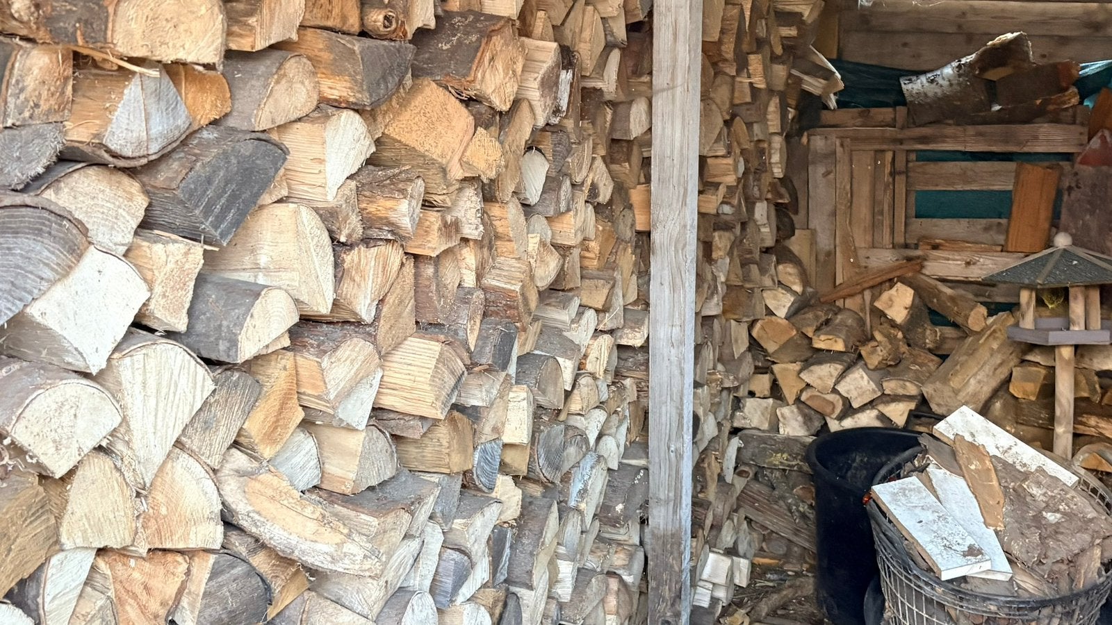 Te koop 14 stere of 10m3 brandhout  mengeling eik en berk, Enlèvement, Bouleau, Bûches