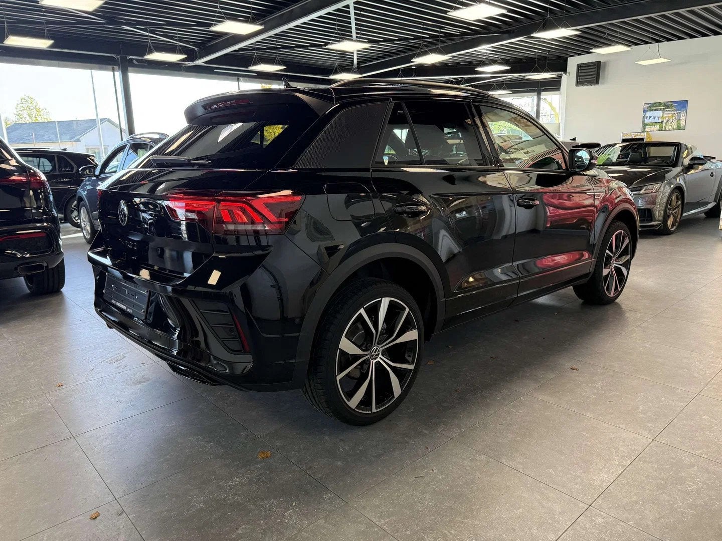 Volkswagen T-Roc T-Roc 1.5 eTSI OPF DSG R-Line * pano-dak *, Auto's, Automaat, 4 cilinders, Zwart, 5 zetels