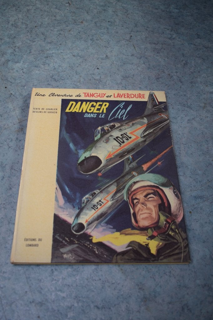 BD Tanguy Laverdure bande dessinée Danger dans le ciel 1969, Boeken, Ophalen of Verzenden, Zo goed als nieuw
