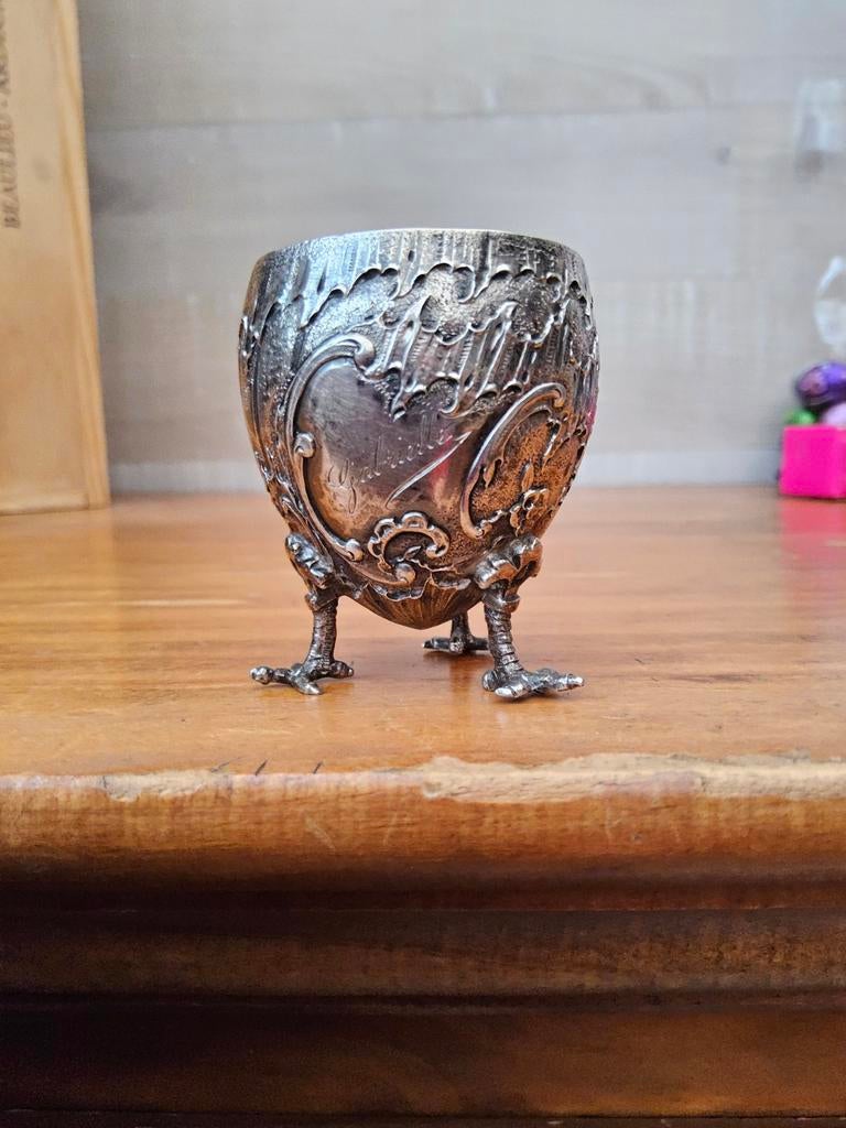 Eeuwenoud eierdopje, Ophalen of Verzenden, Zilver