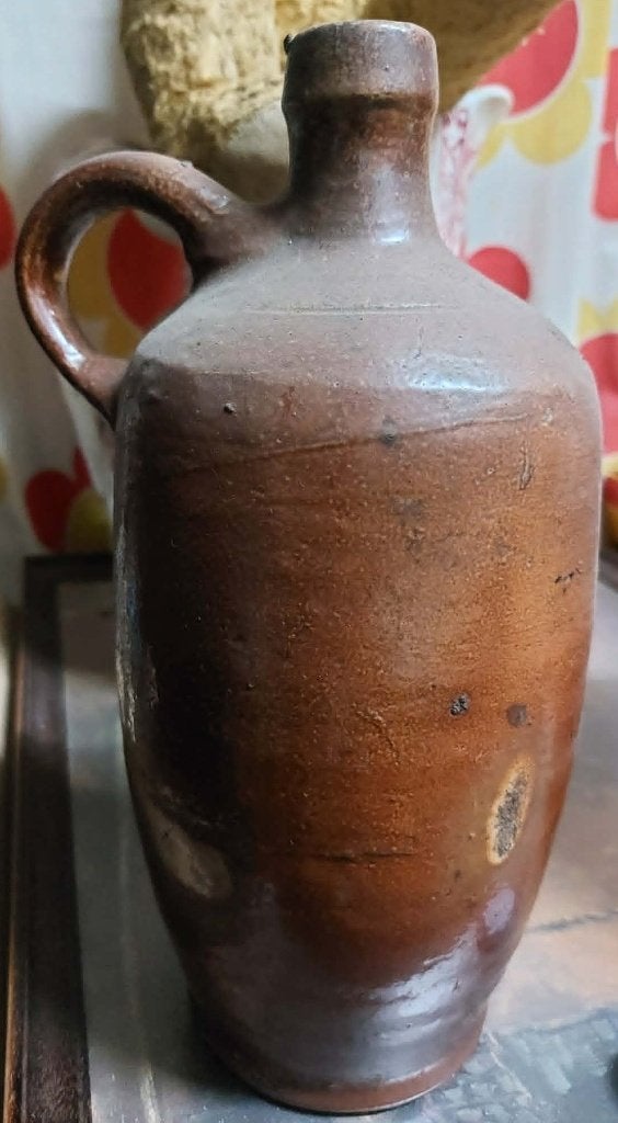 antieke bruine greskruik of jeneverkruik met oor, Antiek en Kunst, Ophalen