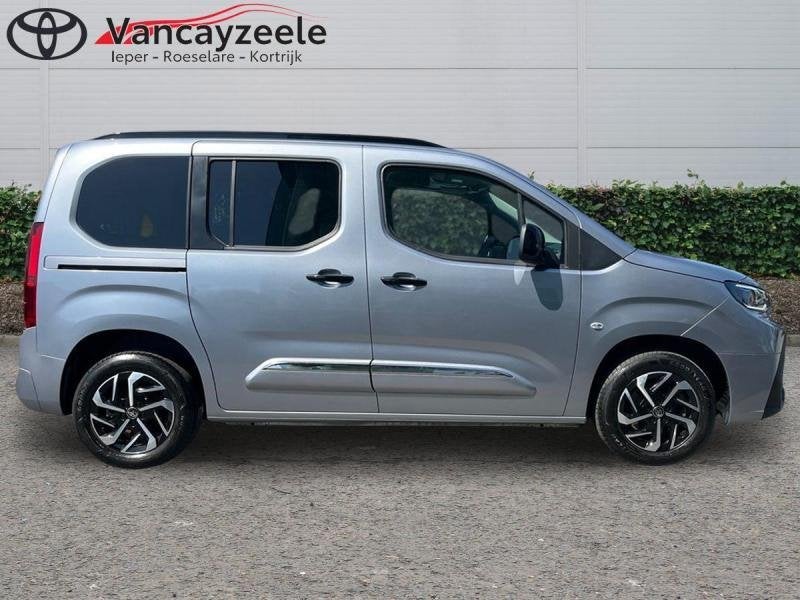 Toyota ProAce City Verso SWB Family+cam+gps+sens achter, Auto's, Toyota, 4 deurs, Monovolume, Overige kleuren, ProAce