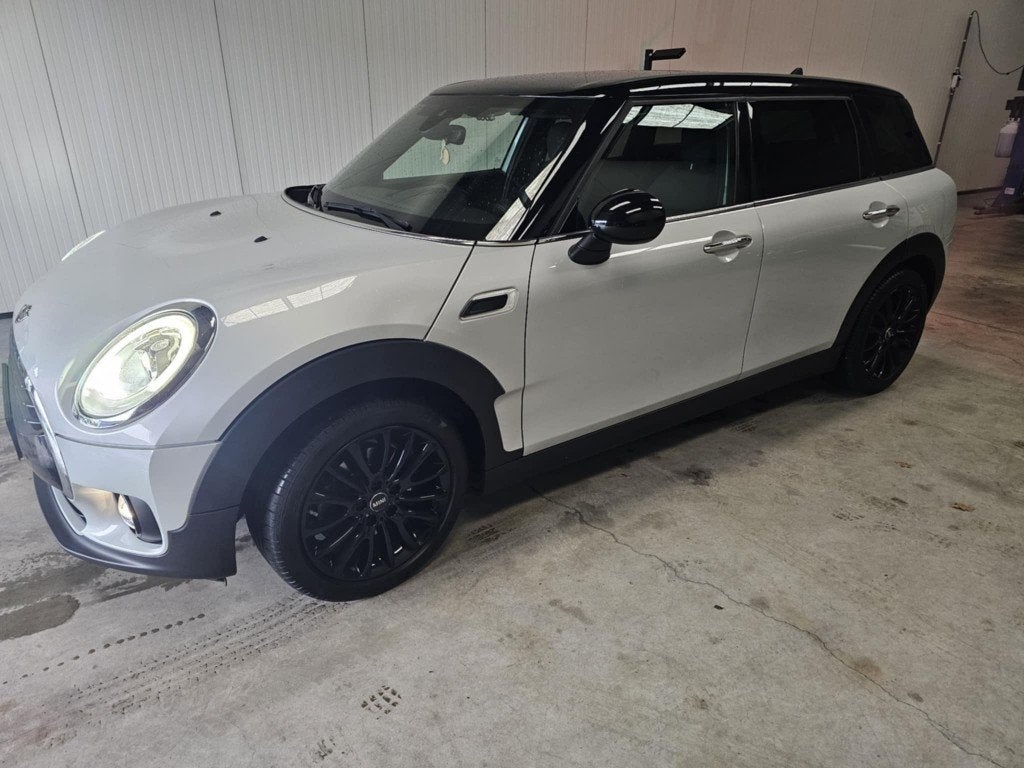 Mini Clubman Cooper 2.0 DIESEL 150PK EURO6/AUTOMAAT, Auto's, Mini, Automaat, Wit, Leder, 5 deurs