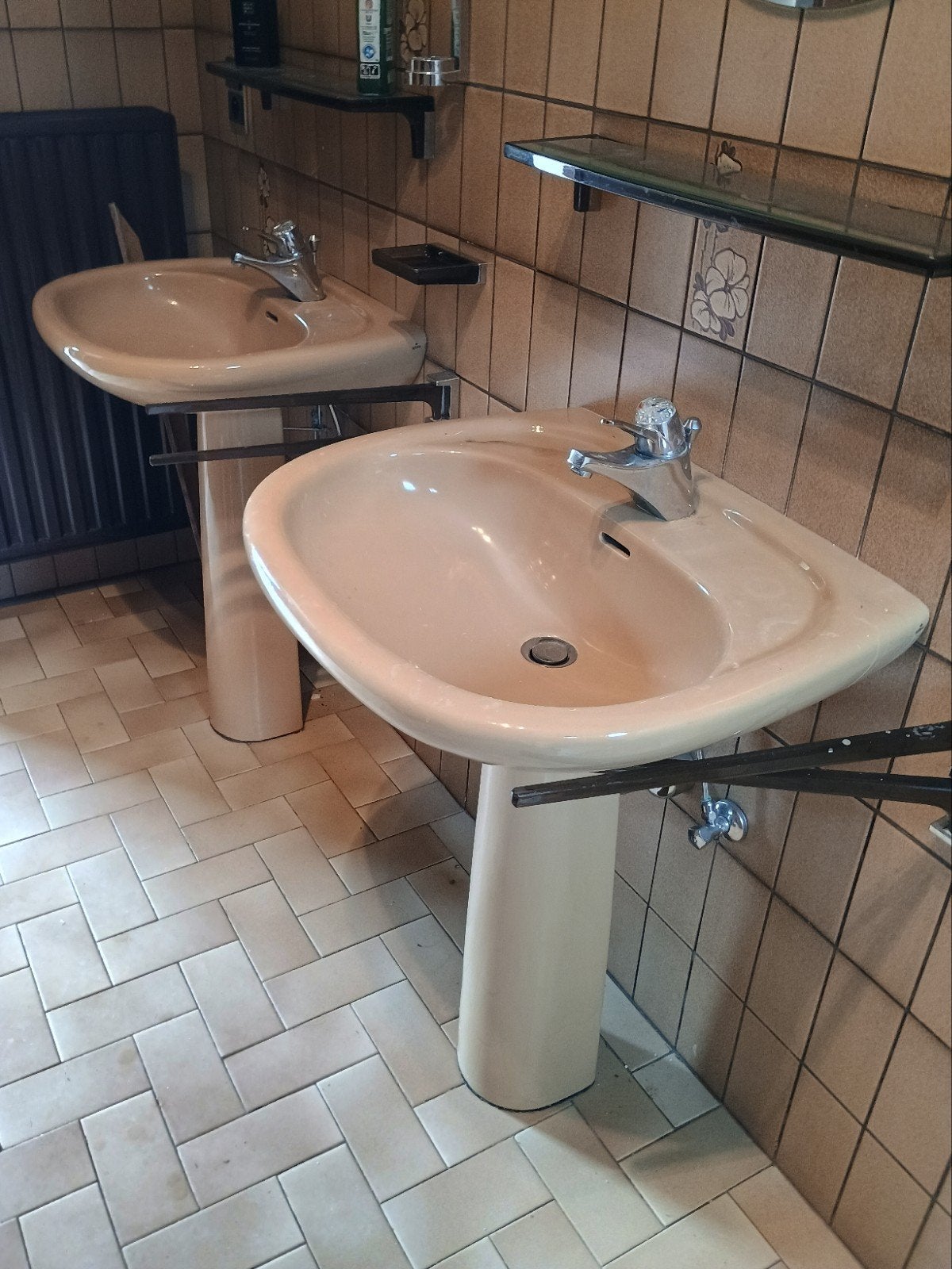 Badkamer meubels gratis, Maison & Meubles, Salle de bain | Meubles de Salle de bain, Enlèvement