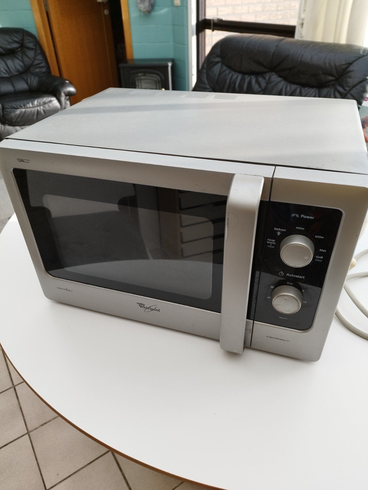 Microgolf Whirlpool, Elektronische apparatuur, Microgolfovens, Ophalen