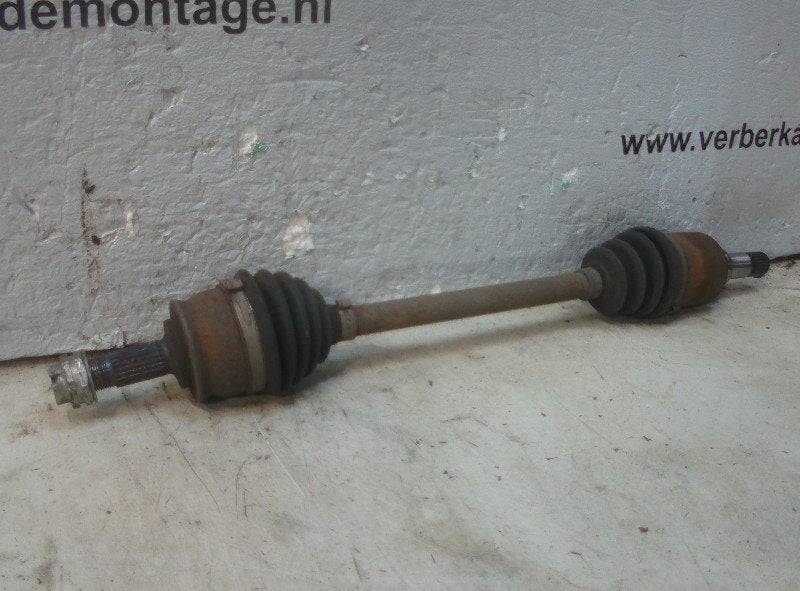 AANDRIJFAS LINKS Ford Ka II (01-2008/05-2016), Gebruikt, Henry-Ford-Straße  1
50735  Köln, DE, Ford-Werke GmbH, Kunden@ford.com
