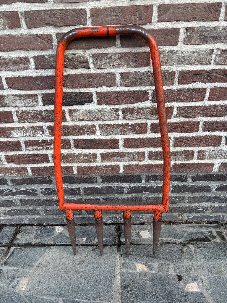 Stevige metalen preiplanter, Tuin en Terras, Hand-tuingereedschap, Ophalen, Gebruikt, Overige soorten