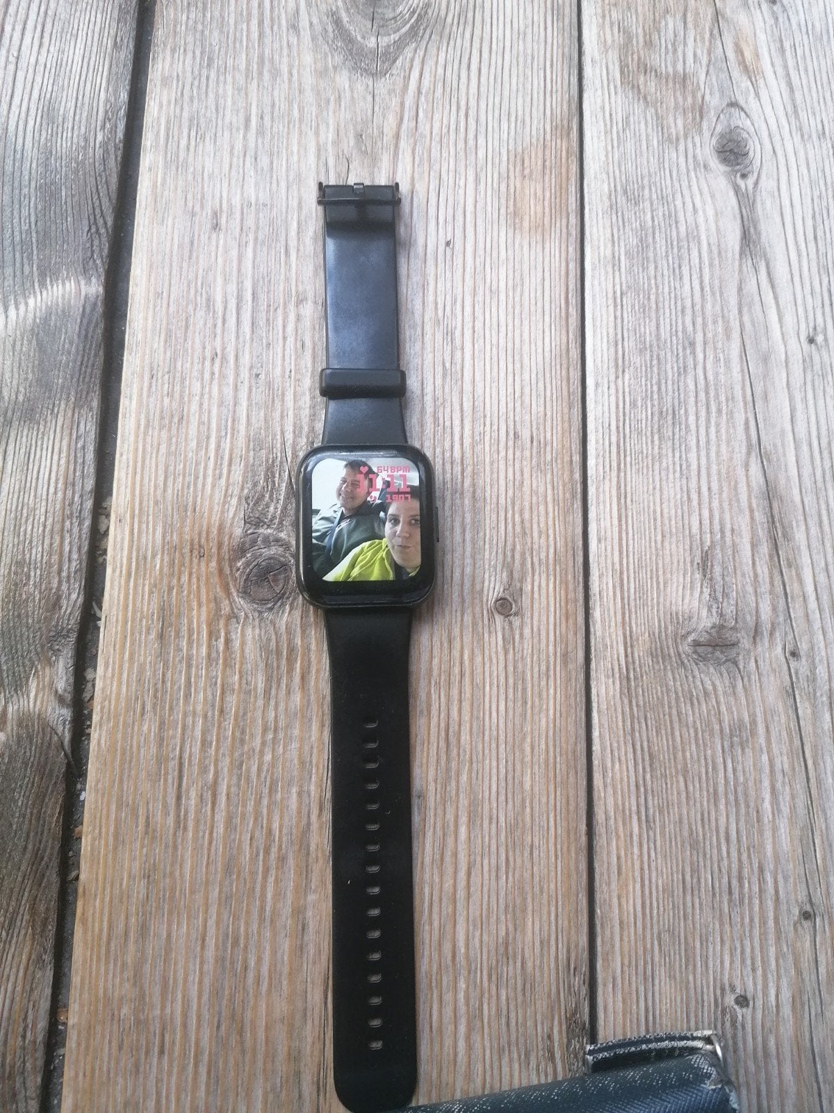 montre connectée à vendre, Qqs, Étanche, Comme neuf, Enlèvement