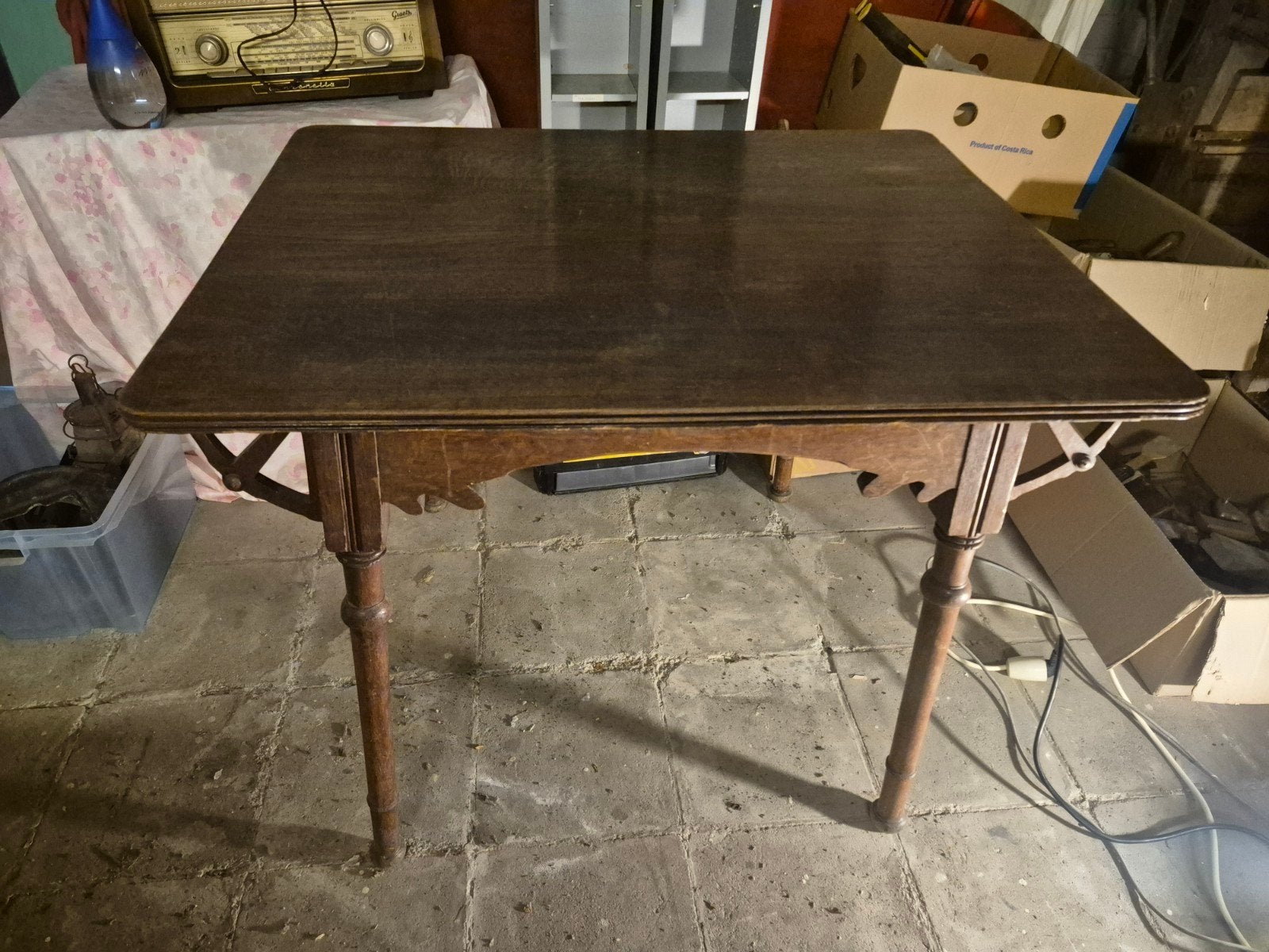 table en noyer de style rustique, Enlèvement ou Envoi
