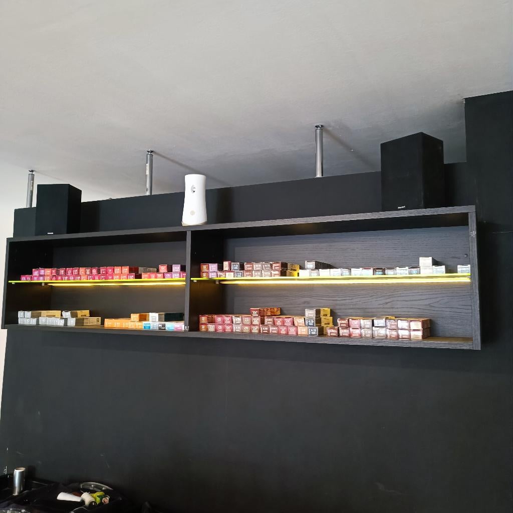 Hang kast, Antiek en Kunst, Ophalen