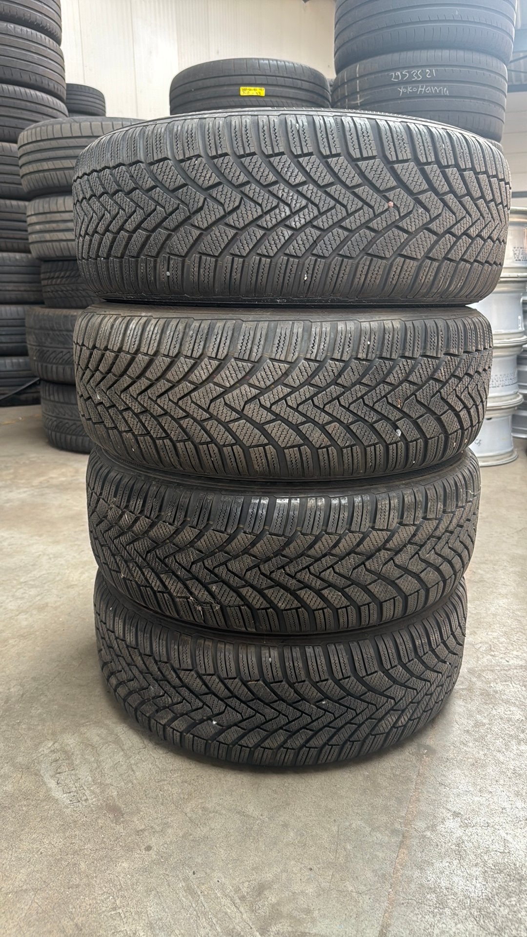 Pneus d'hiver 2055516 205/55/16 205/55R16 marque Continental, Enlèvement