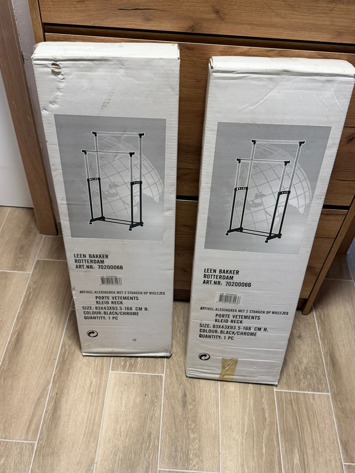 2 splinternieuwe kledingrekken, Huis en Inrichting, Ophalen, Nieuw