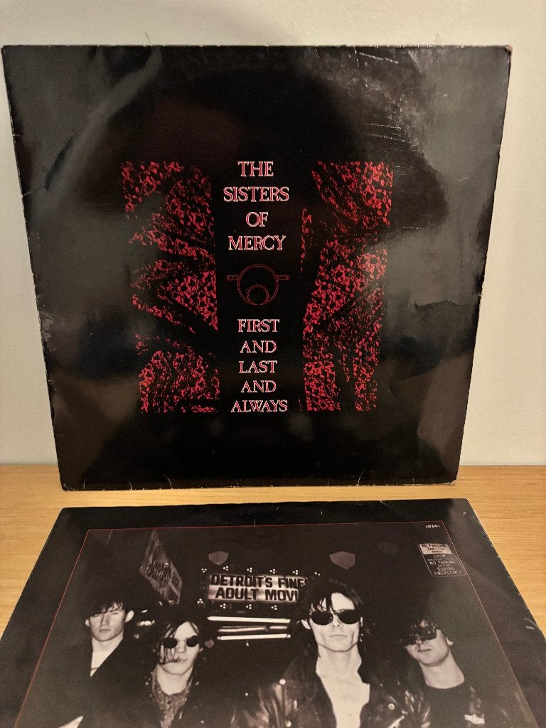 LP - Sisters of Mercy - Première, dernière et toujours, CD & DVD, Vinyles | Rock, Avec pochette intérieure, Enlèvement ou Envoi