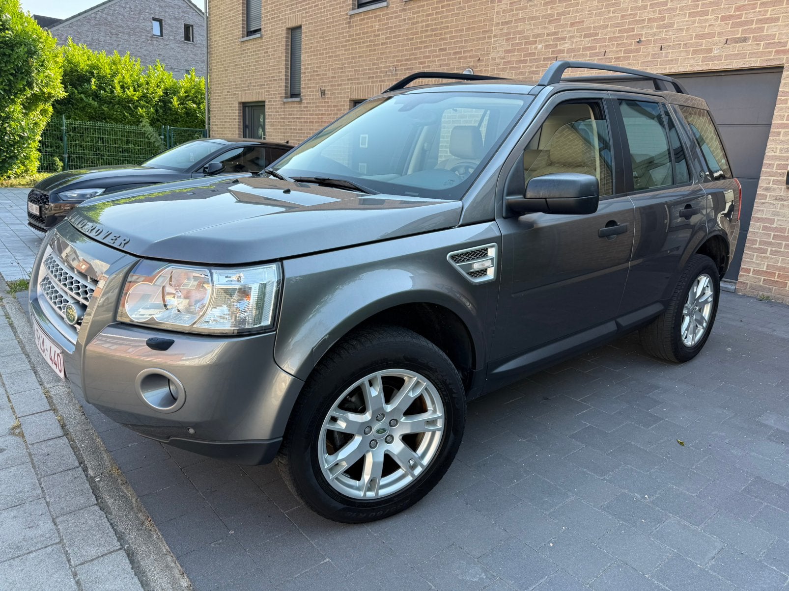 Freelander 2.2 TD4 Automatique – 4x4 – Toit panor full optio, Auto's, Land Rover, Automaat, Leder, Particulier, 4x4