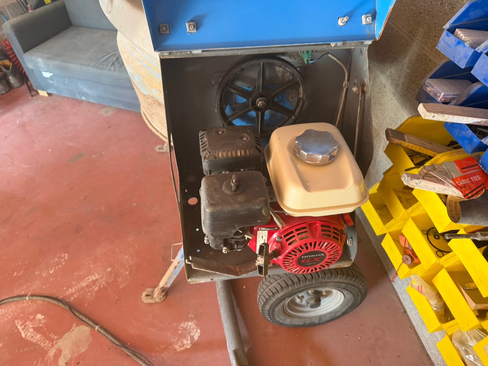 OCEANNE trekbare betonmixer op benzine van 350 l, Ophalen, Gebruikt