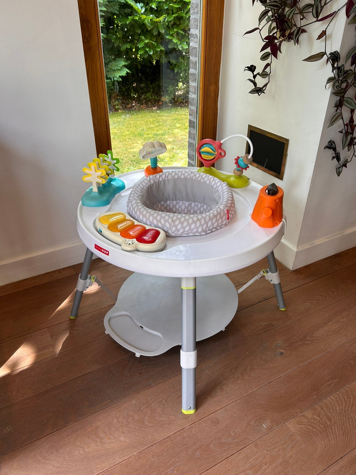 Skip Hop Activiteitentafel, Kinderen en Baby's, Speelgoed | Speeltafels, Ophalen, Gebruikt