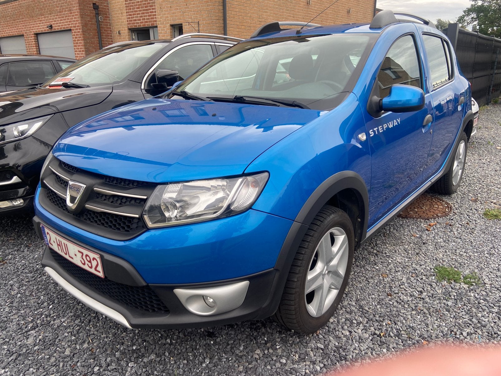 Dacia Sandero stepway 900tce 90ch prête à immatriculer, Autos, Euro 5, Achat, Noir, 5 portes