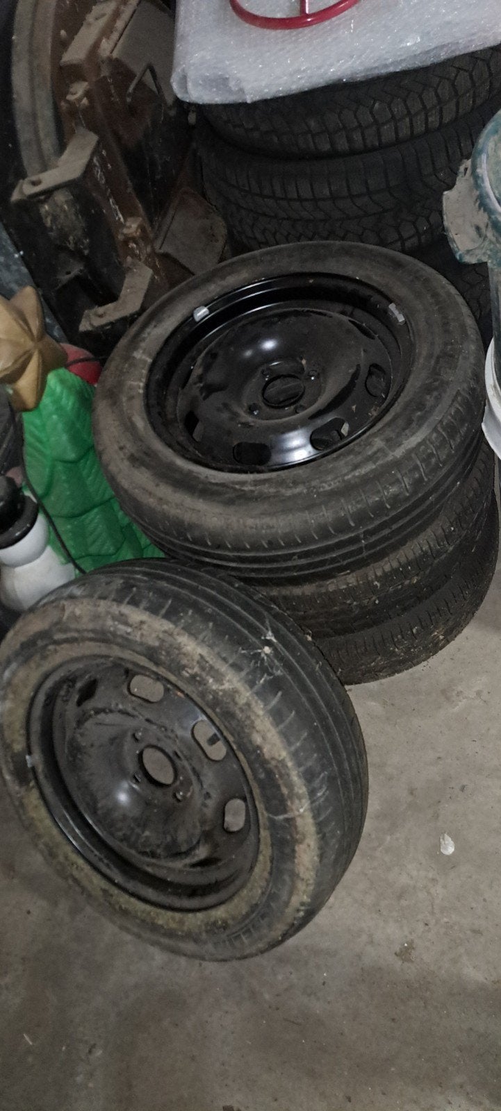 4 Roues complètes - Jantes tôle 15 pouces + Pneus 185/65 R15
