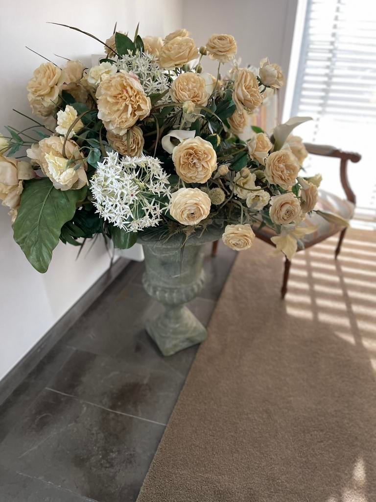 Kunstbloemen varia+ vaas, Enlèvement, Comme neuf