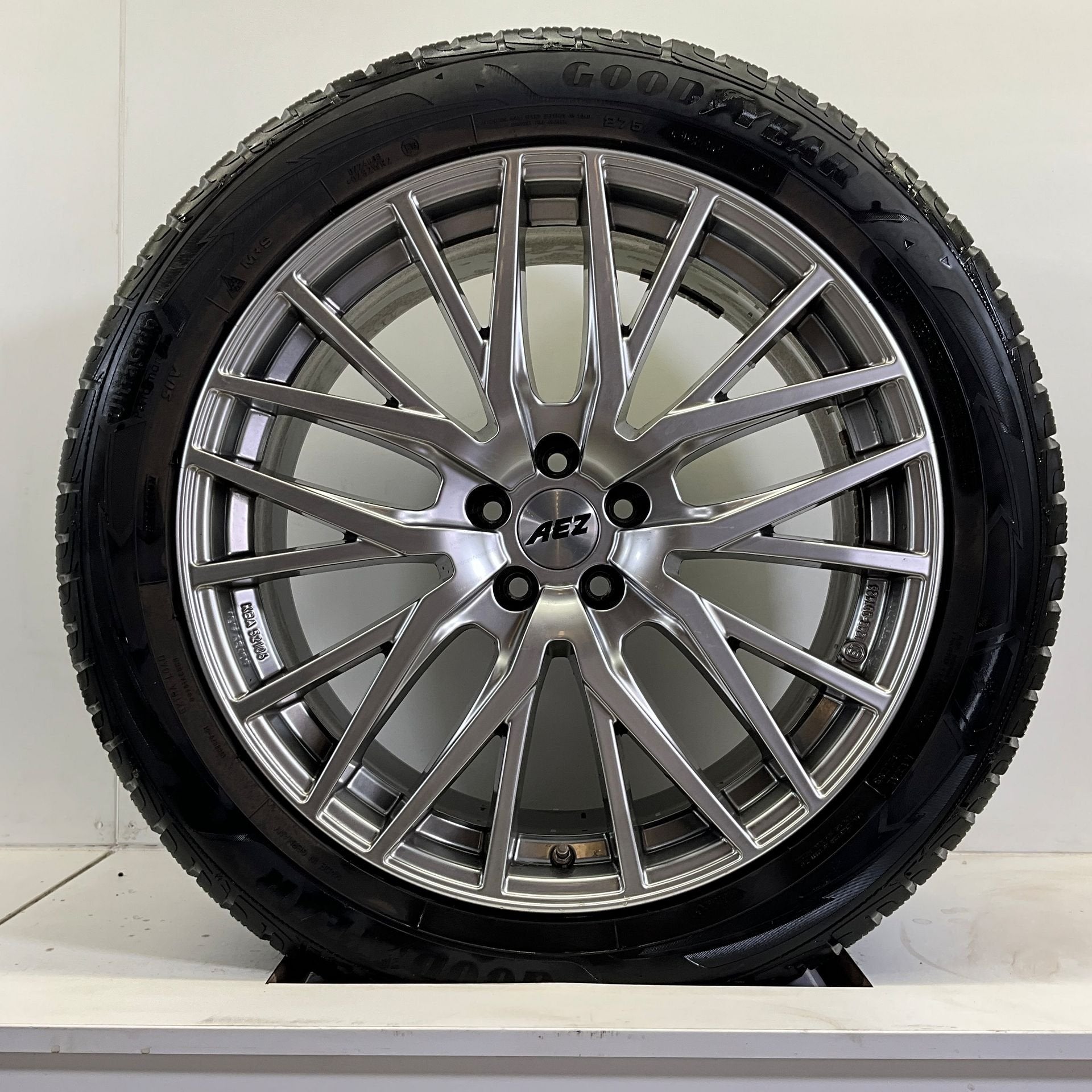 VOLVO XC90 VELGEN SET WINTERBANDEN 20 INCH *, Gebruikt, -, 275 mm, -