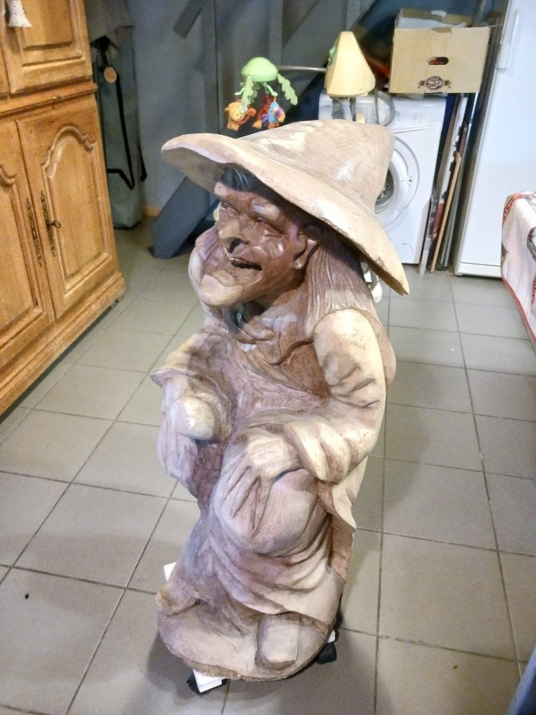 Décoration sorcière en bois, Enlèvement