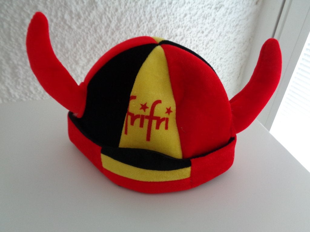 Chapeau à cornes Belgique Frifri. Neuf, Enlèvement ou Envoi, Neuf, Autres types
